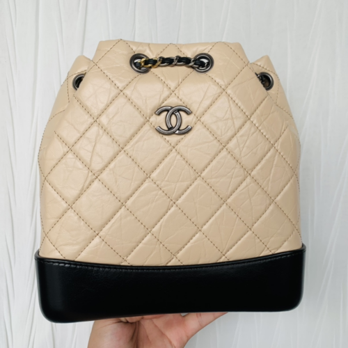 Chanel 22.5cm Gabrielle Backpack Chevron Beige/Black From 187 King Version