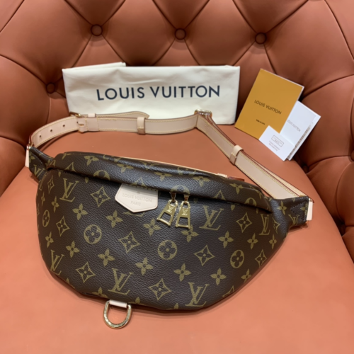 Louis Vuitton Bumbag  37CM M43644 From Orange couch Factory