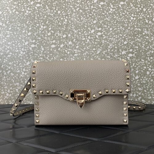 Valentino  ROCKSTUD 22.5CM 0322 For LKF Factory