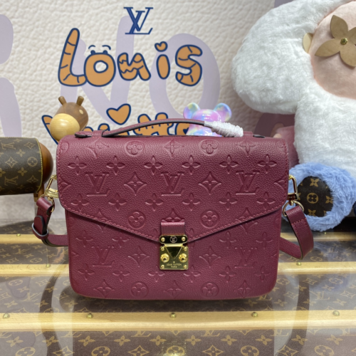 Louis Vuitton Pochette Metis Flower Crown 25CM M46613 From BC Factory