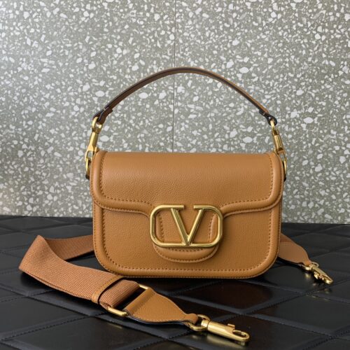 Valentino  VLOGO SIGNATURE 23.5CM 0355 For LKF Factory