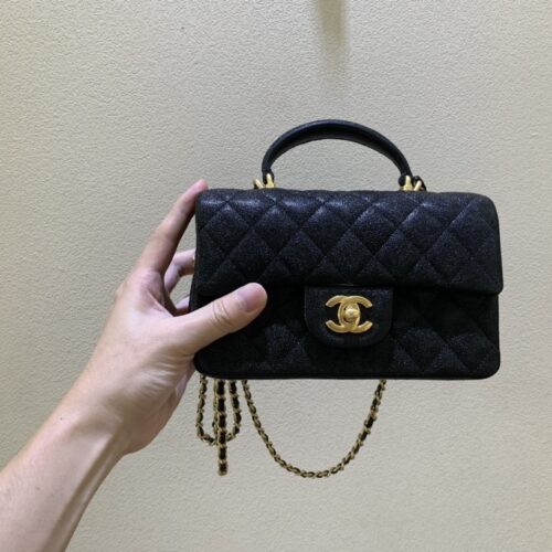 Mini Flap 20cm bag top handle Black caviar 187 king