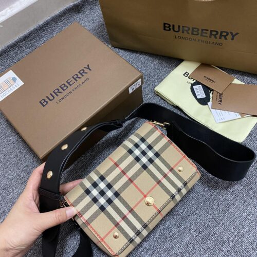 Burberry Bag 18CM 4541 For YK Factory