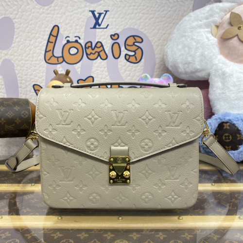 Louis Vuitton Pochette Metis Flower Crown 25CM M44881 From BC Factory