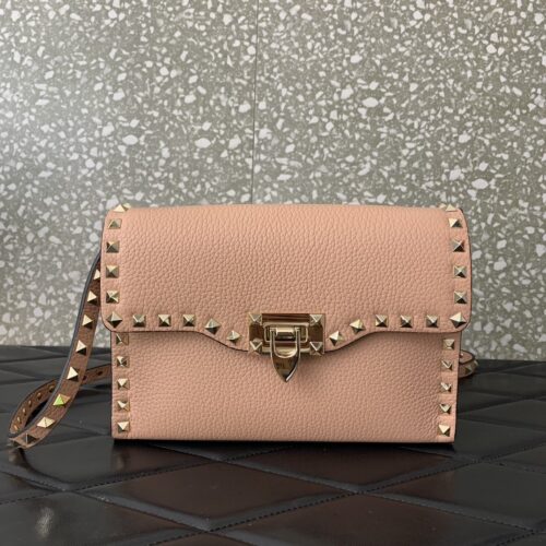 Valentino  ROCKSTUD 22.5CM 0322 For LKF Factory