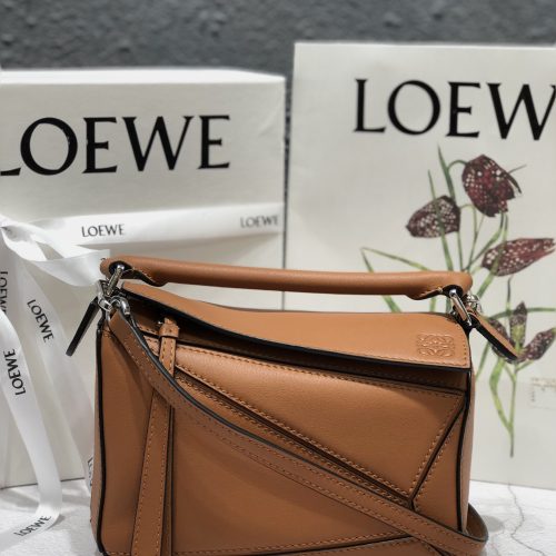 Loewe   Puzzle Bag 18CM 061838 For Mango Factory