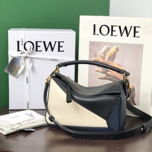 Loewe  Puzzle Bag 24CM 061609 For Mango Factory