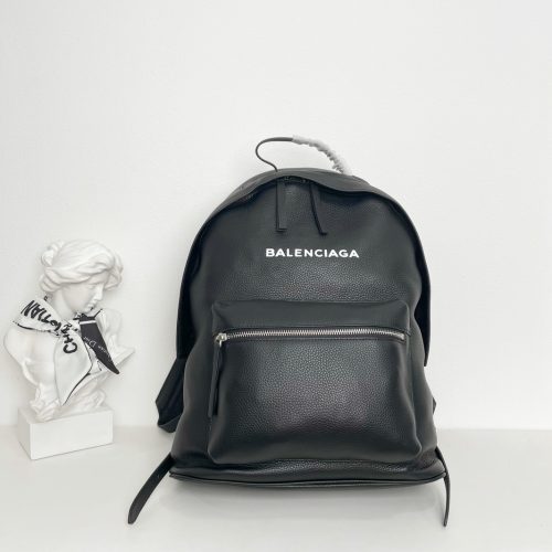 Balenciaga  Bag 28CM 395B From Apple factory