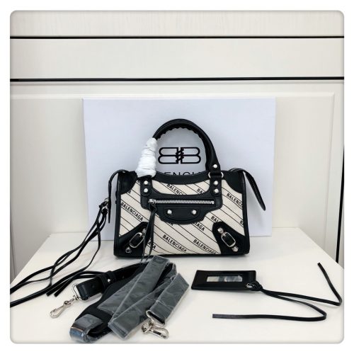 Balenciaga  Bag 24CM 298X From Apple factory