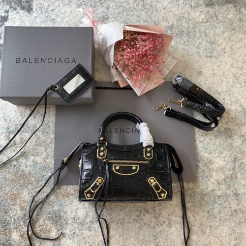 Balenciaga  Bag 24CM 298A From Apple factory