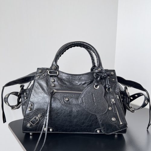 Balenciaga  Neo Cagole Bag 33CM 1688M From Apple factory