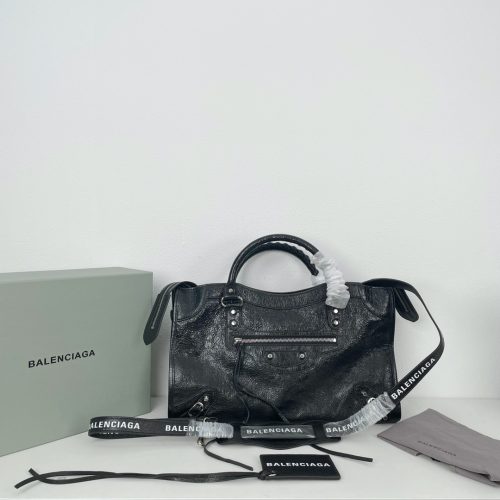 Balenciaga   Bag 38CM 801B From Apple factory