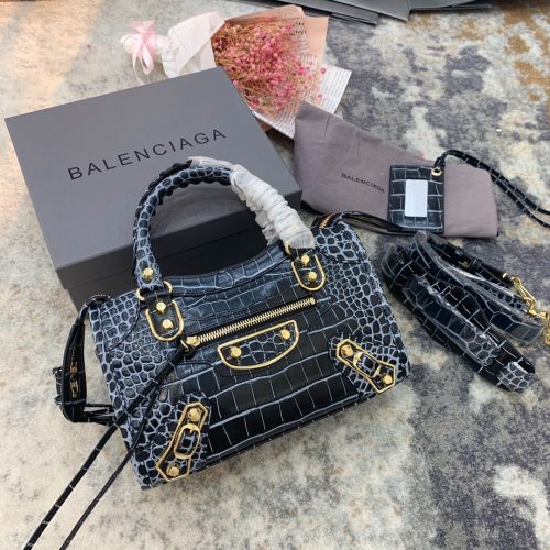 Balenciaga  Bag 24CM 298A From Apple factory