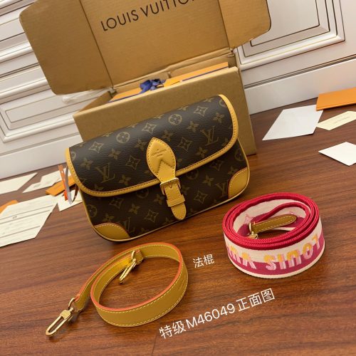 Louis Vuitton DIANE 24CM M46049 From Duty Free Factory