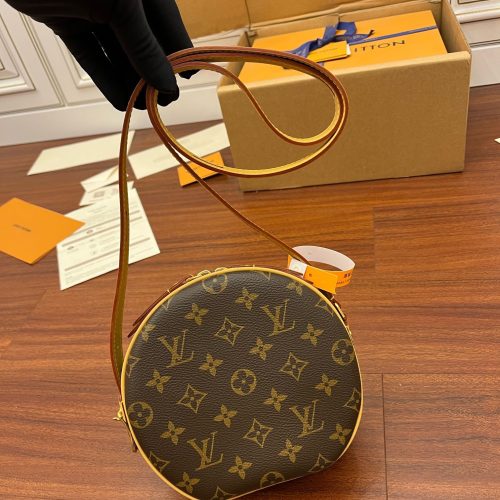 Louis Vuitton 𝗕𝗼𝗶𝘁𝗲 𝗖𝗵𝗮𝗽𝗲𝗮𝘂 𝗦𝗼𝘂𝗽𝗹𝗲 𝗣𝗠 17CM M45578 From Duty Free Factory