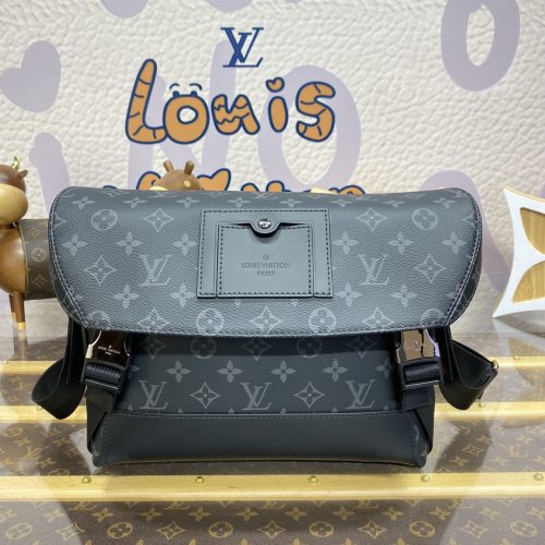 Louis Vuitton Messenger MM Voyager 32CM M45911 From BC Factory