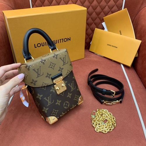 Louis Vuitton 𝐂𝐚𝐦𝐞𝐫𝐚 𝐁𝐨𝐱 12.5CM M82465OC From Orange couch Factory