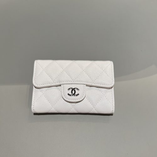 New Cardholder pearl white small caviar silver hardware 187 king