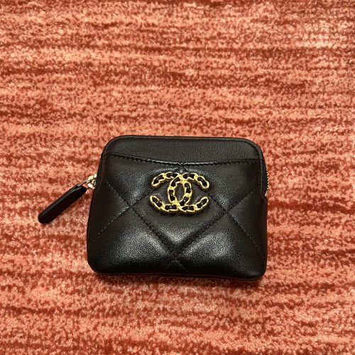 19 bag zippy wallet  black lamskin 187 king