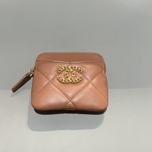 19 bag zippy wallet camel lamskin 187 king