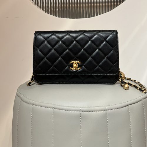 Gold ball Woc Black lambskin leather gold hardware 187 king