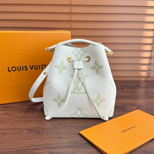 Louis Vuitton NeoNeo BB Bag 20CM M24048 For God Factory