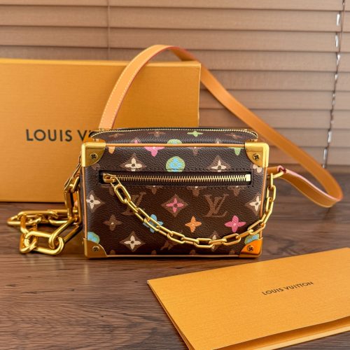 Louis Vuitton Tyler Mini Soft Trunk Bag 18.5CM M25132 For God Factory