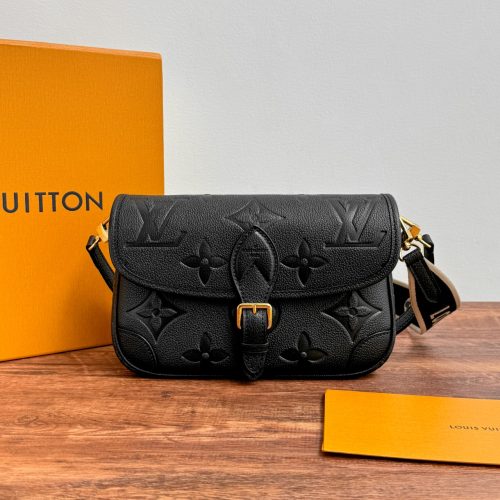 Louis Vuitton Diane Bag 23CM M46388 For God Factory