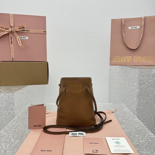 Miumiu for 𝐍𝐚𝐩𝐩𝐚 14CM 5606 Cataliya Factory