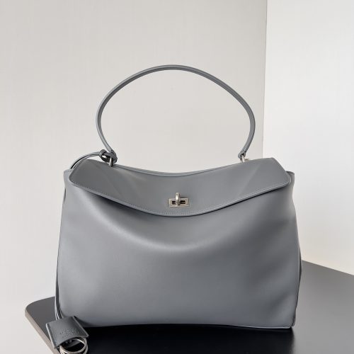 𝐁𝐚𝐥𝐞𝐧𝐜𝐢𝐚𝐠𝐚 𝐑𝐨𝐝𝐞𝐨 bag grey/silver medium 35cm for apple