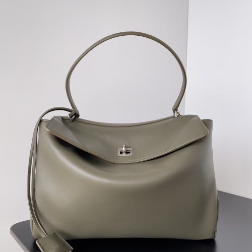 𝐁𝐚𝐥𝐞𝐧𝐜𝐢𝐚𝐠𝐚 𝐑𝐨𝐝𝐞𝐨 bag green/silver medium 35cm for apple