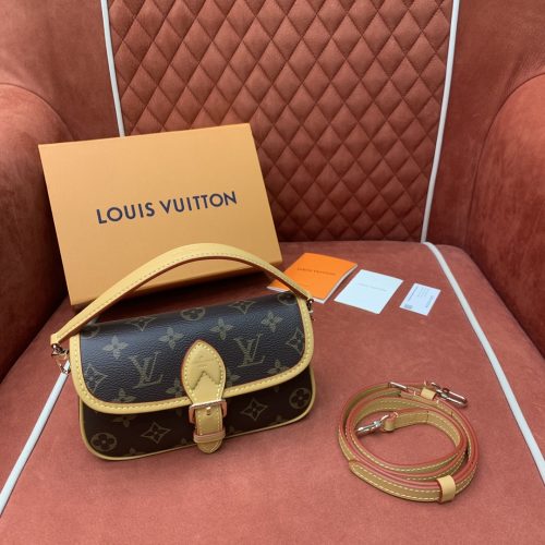 Louis Vuitton 𝐧𝐚𝐧𝐨 𝐃𝐢𝐚𝐧𝐞 19CM M83298 From Orange couch Factory